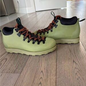 Native Shoes Men's Olive and Black Boots